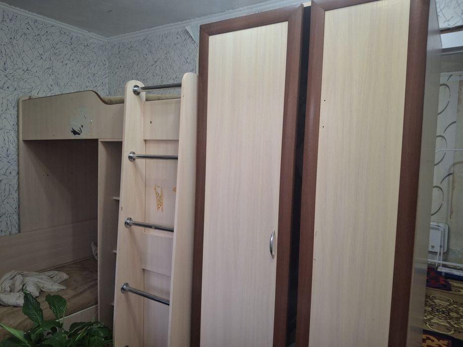 Продам стенку торг
