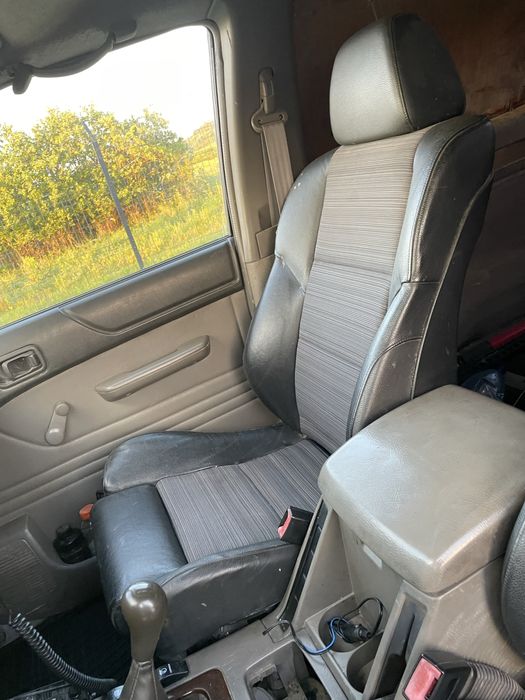 Dezmembrez DOAR CAROSERIA Nissan Patrol y61