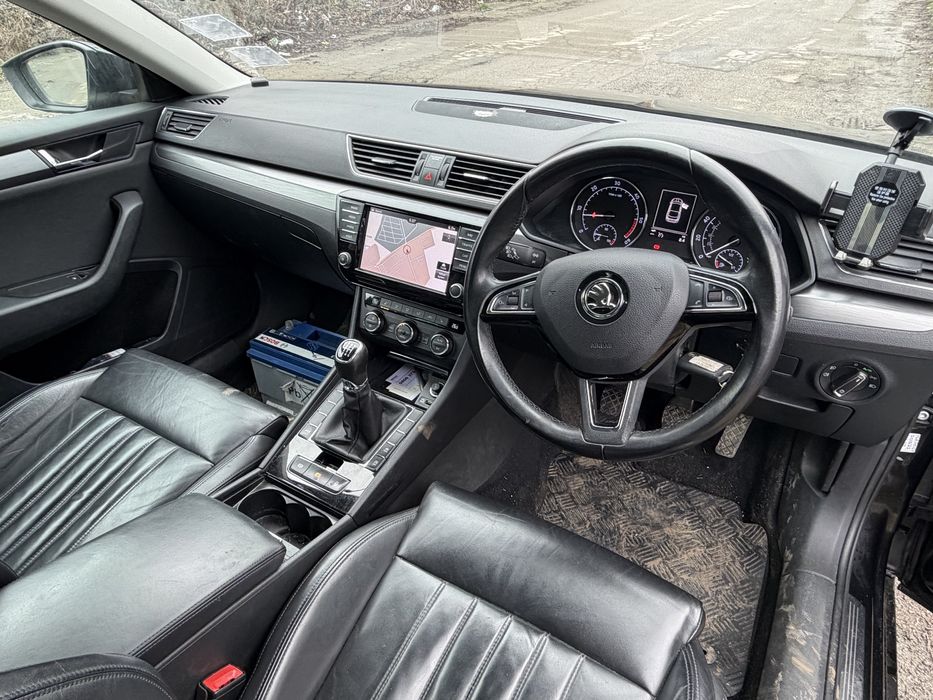 Шкода супърб 3 2.0тди  на части / skoda superb 2.0tdi