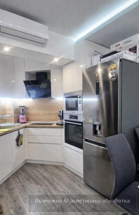 Дава се под наем Двустаен апартамент в Варна, Галата - 75 кв.м за 458.49 € - Снимка #1