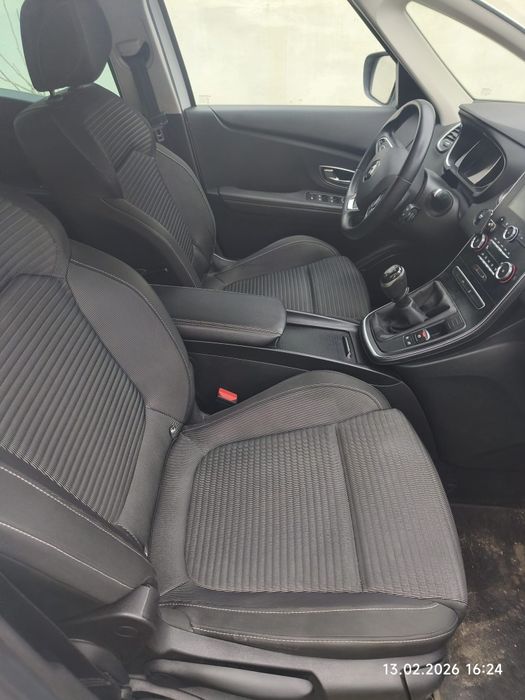 URGENT renault Scenic 2019 de familie IMPECABIL