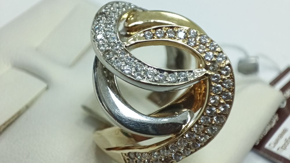 Кольцо золотое комбинированное