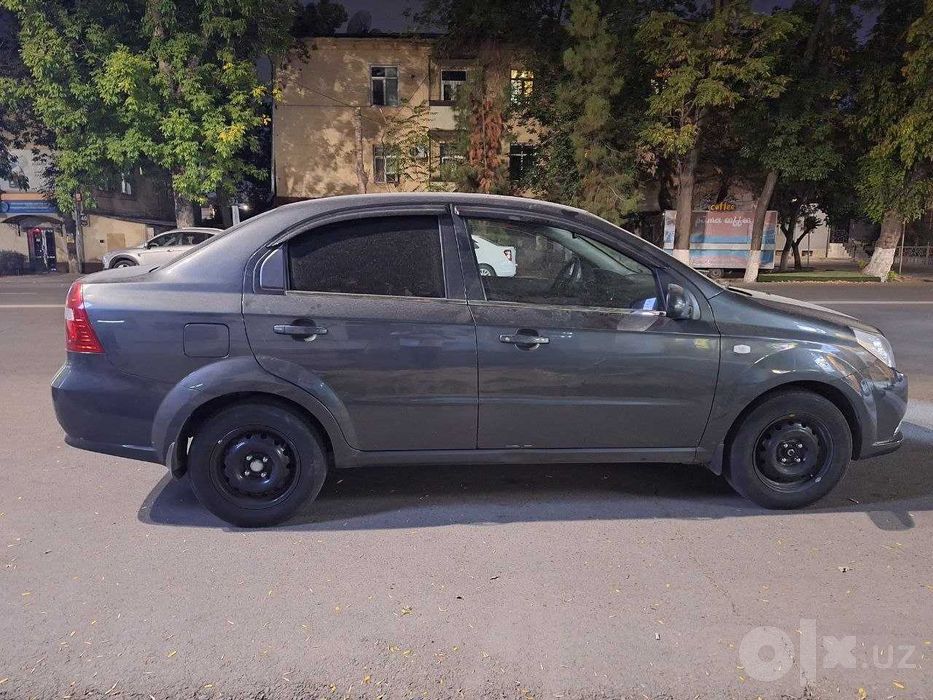 Nexia R3 sotiladi