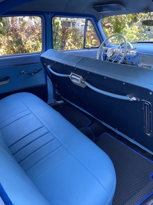 Ретро автомобиль