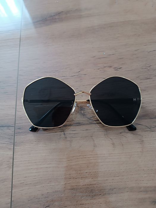 Дамски слънчеви очила