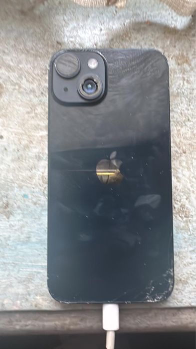 Айфон 13 продам ,заблокирован