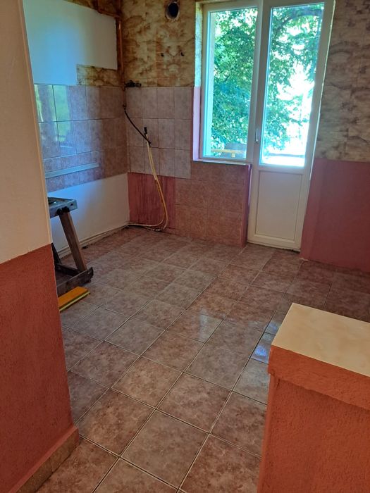 Vânzare garsoniera lux 37mp. Zona Ostrovului