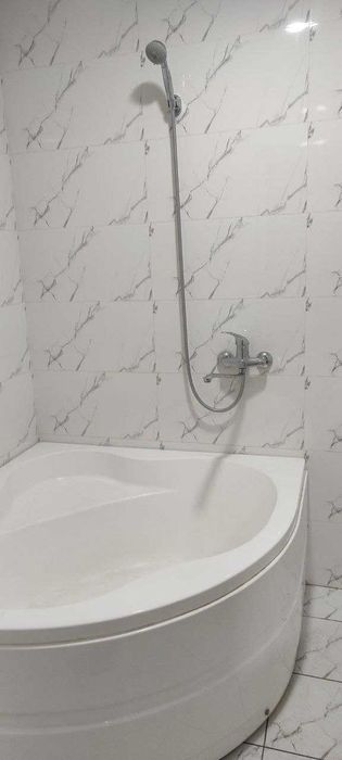 Наманган шахридаги, Истиклол мажмуасидаги 1 хоналик уй сотилади