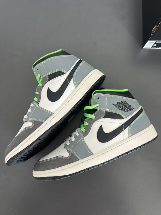 Air Jordan 1 Mid SE "Iron Grey / Green" - Noi în Cutie - Mărimea 42.5