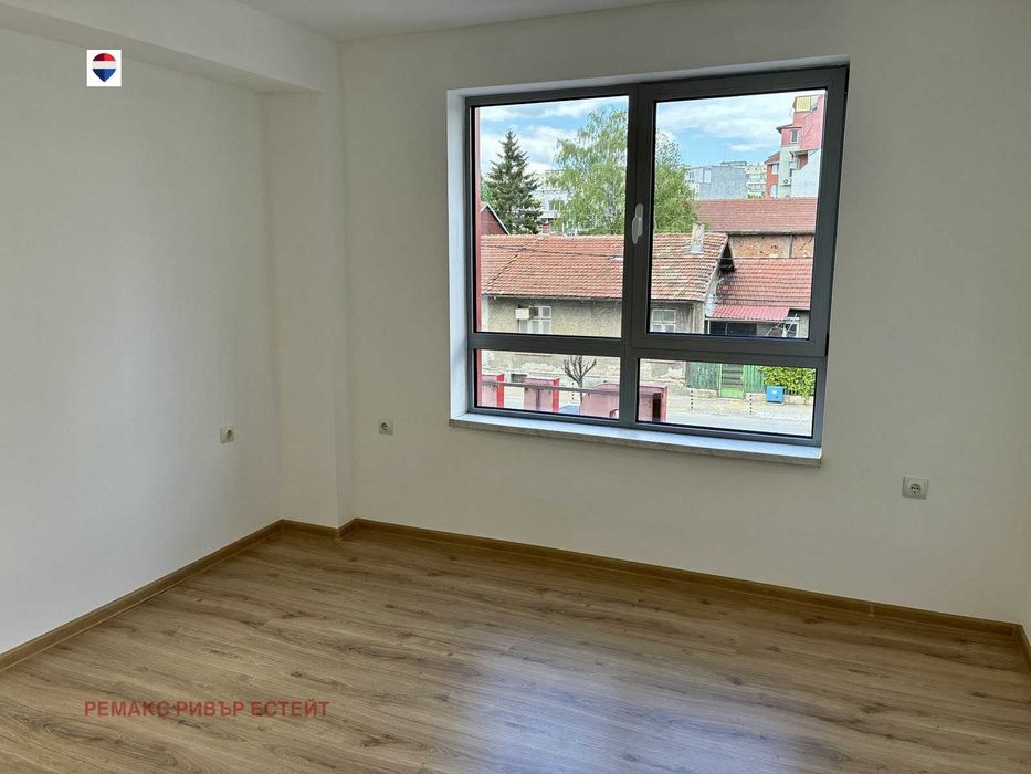 Продава се Едностаен апартамент в Русе, Широк център - 32 кв.м за 1507 €/кв.м - Снимка #1