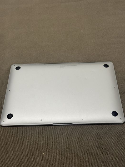 MacBook Air, M1, 2020 года
