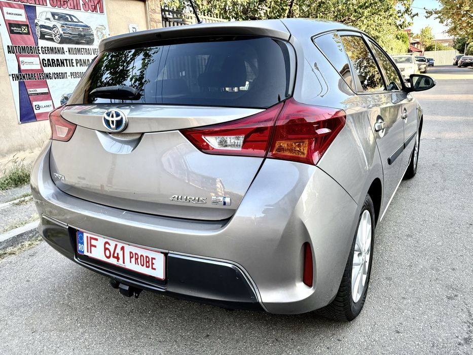 TOYOTA Auris 2015 — imagine 2