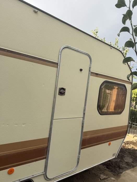 Rulotă WILK Safari 410 înmatriculată – cort impecabil + generator inclus