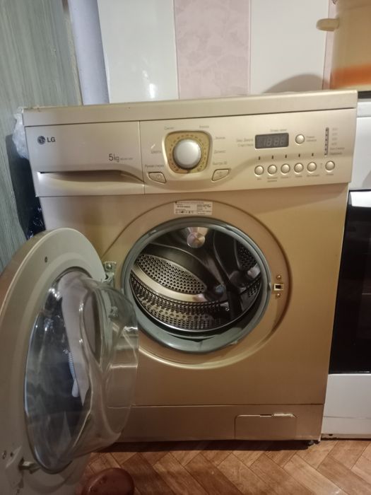 Продам стиральную машинку LG