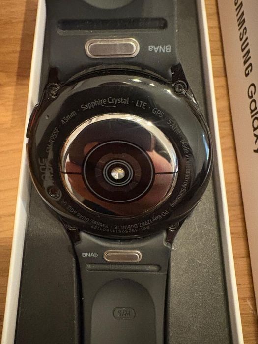 Samsung Galaxy Watch 6 classic 43mm LTE GPS WIFI BLUETOOTH