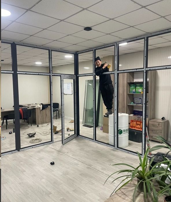 Пластиковые окна двери витражи