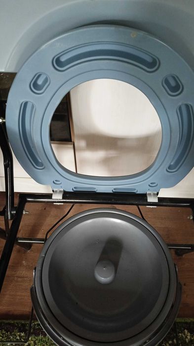 Санитарный стул - туалет