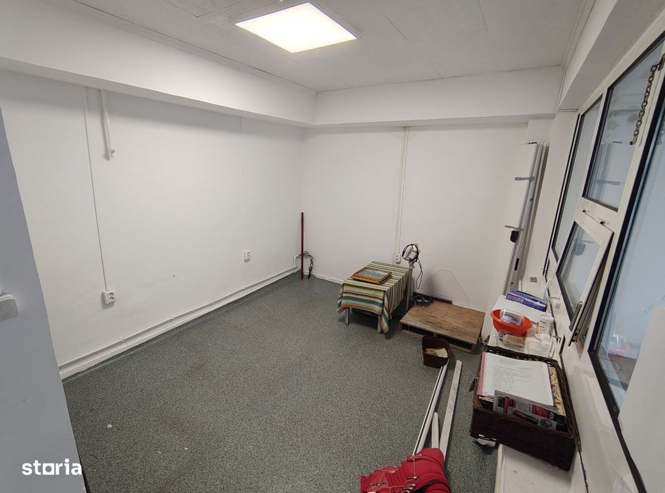 Spatiu comercial Dambu, 36mp