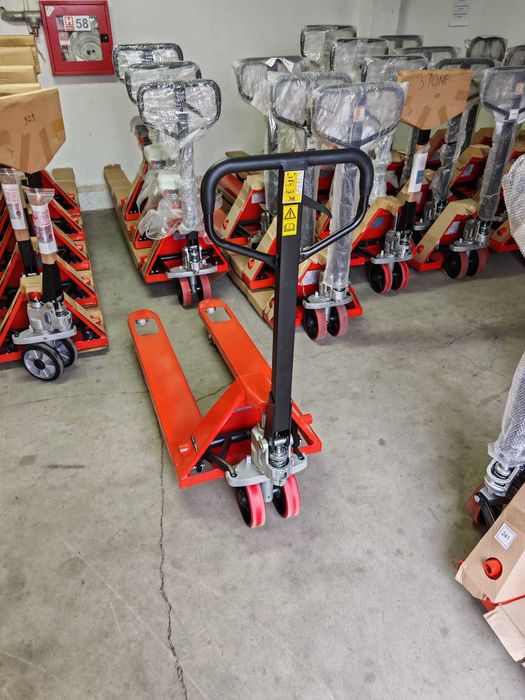 Transpalet / Liza manuala capacitate 3000 kg / 1150mm