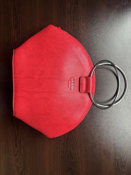 Малка чанта Guess