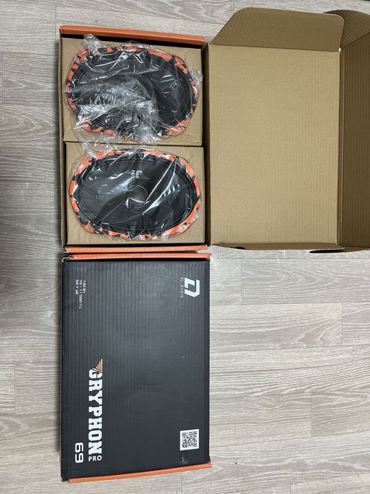 Продам колонку DL Audio Gryphon Pro G69