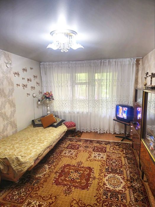 Продам 2в3/3/5 Новомосковская