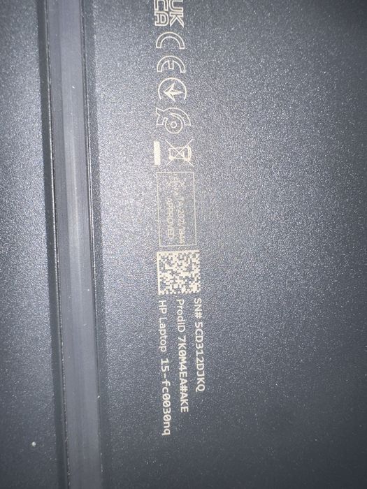 Nout book hp sotiladi