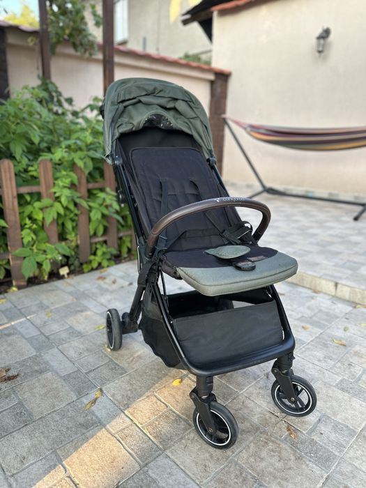 Продавам детска количка Chipolino Easy Fold + подарък раница