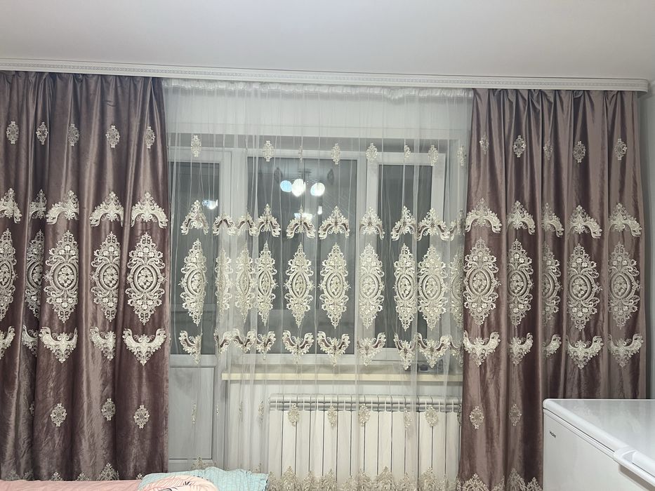 Продам шторы велюровые