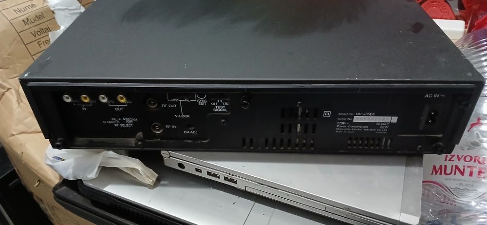 Videorecorder Panasonic NV-J35 HQ VHS 4head
Made in Japan