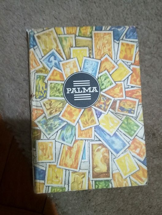 Класьор с пощенски марки  различна тематика около 150 бр ,35 евро