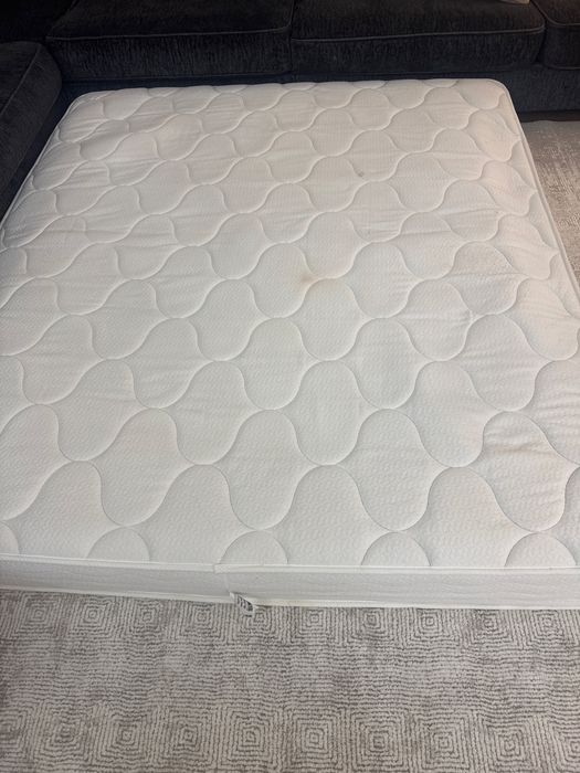 Отдам матрас даром