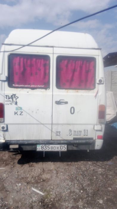 Продам Мерседес Бенс спринтер