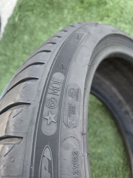275 35 19 Michelin