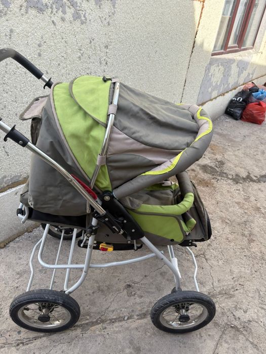 Коляска детская складная