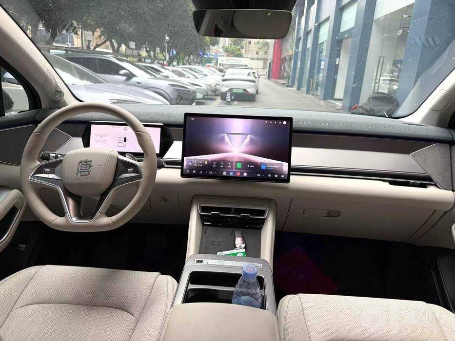 BYD Tang L AWD zakazga