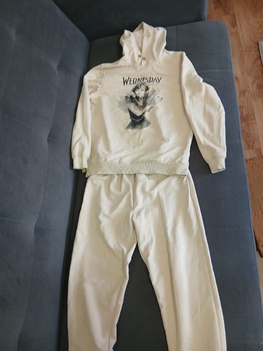 комплекты на девочку 8-12л по 500