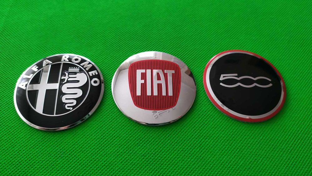 Fiat 500 Alfa алуминиеви стикери капачки ембеми за джанти тасове 56mm