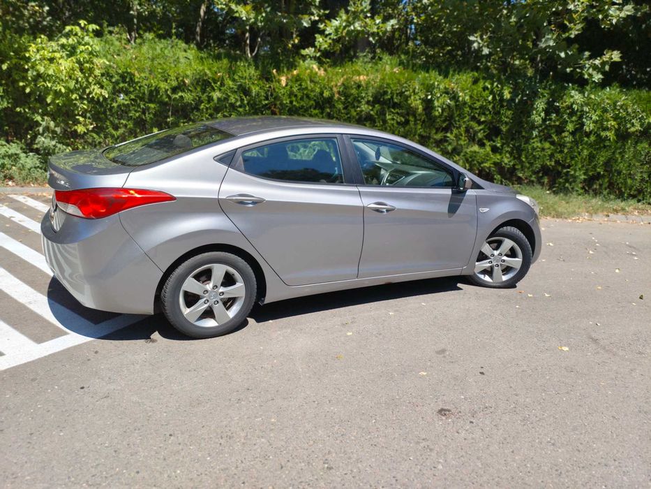 HYUNDAI Elantra 2011 — imagine 2