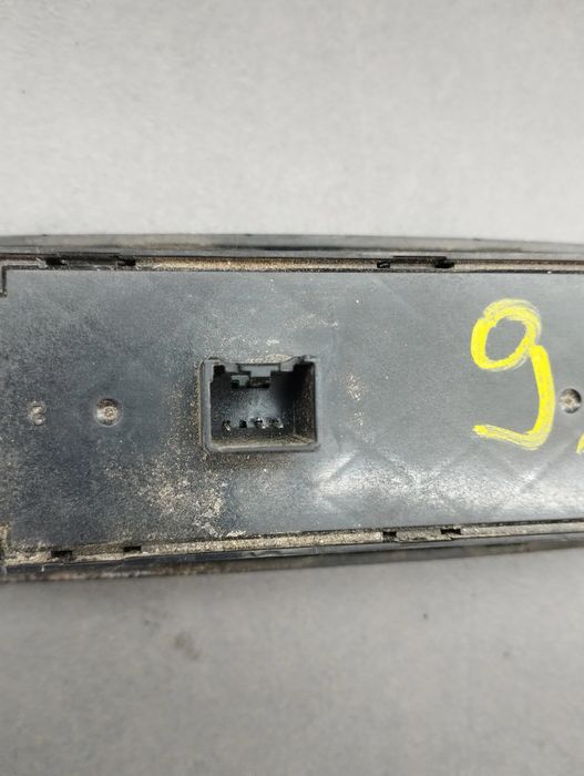 Butoane geam sofer 7S7T-14A132-BC Ford Mondeo 2008