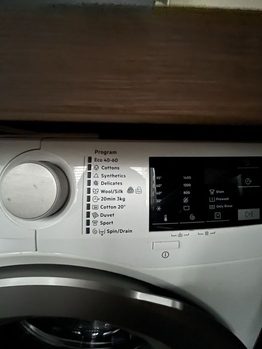 Пералня AEG 6 series lavamat prosense technology