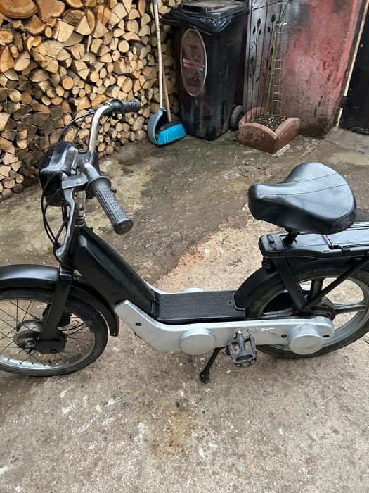 Vând Piaggio ciao