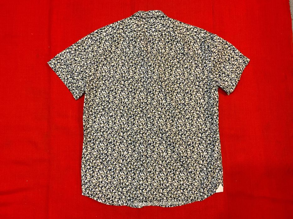 Hugo Boss-оригинална риза 48м-50л