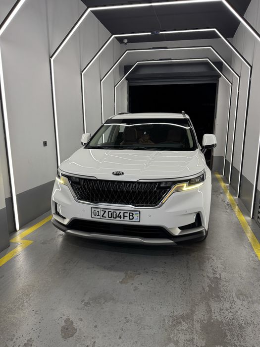Kia carnival sotiladi