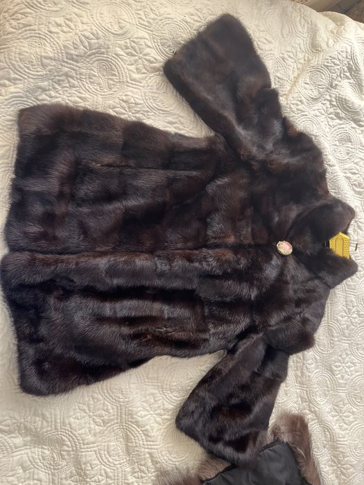 Шуба дешево сросно