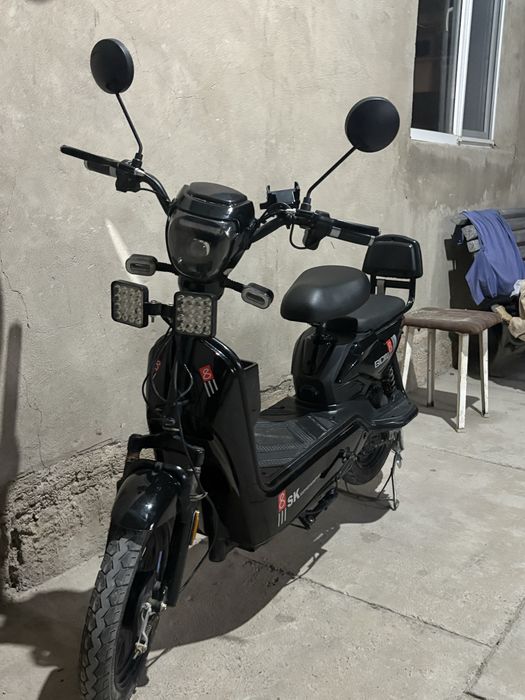 Продается скутор sk8