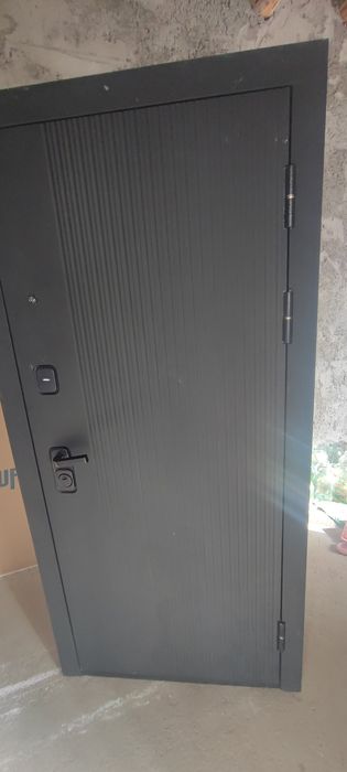 Eshik . Tashqi kirish xod uchun