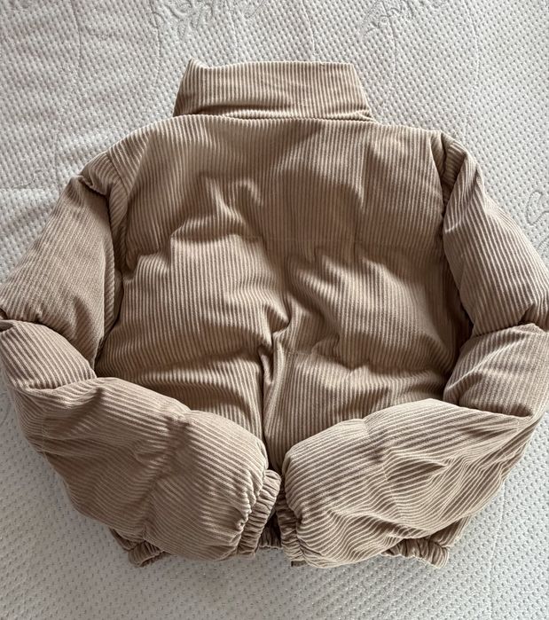 Яке в бежов цвят, xs/s размер