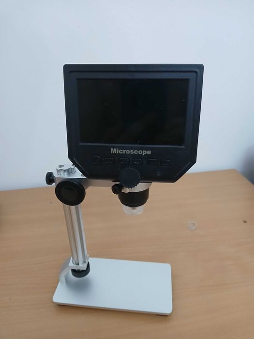 Microscop digital pentru electronice