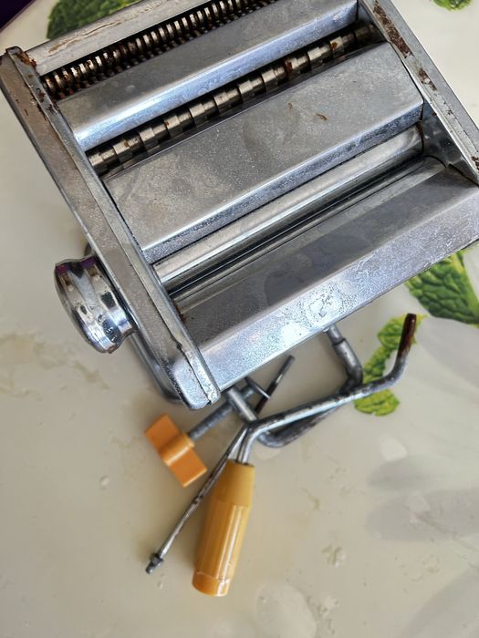 Лапшарезка 2000 тенге,